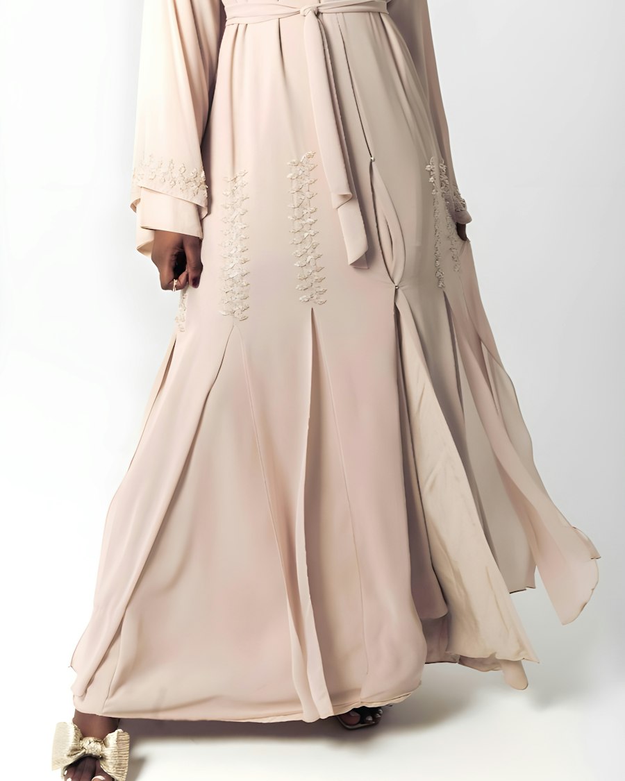 Embroidered abaya